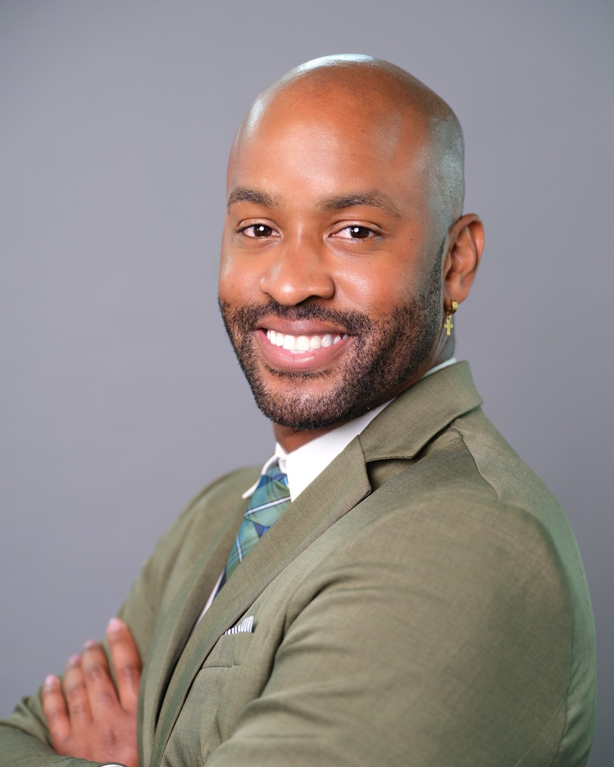 Executive headshot on grey